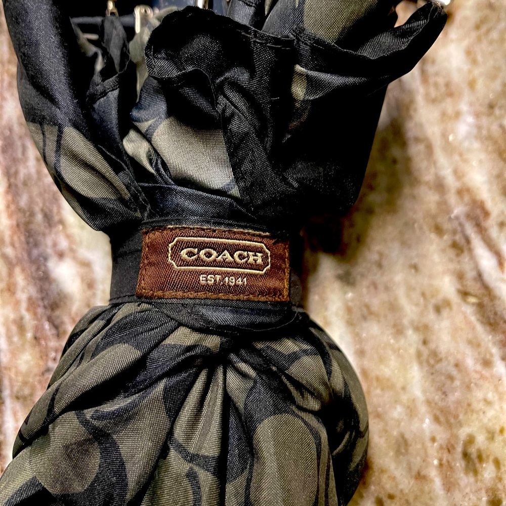 Coach umbrella